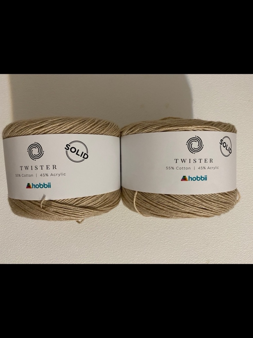 Twister Solid Yarn in Light Beige